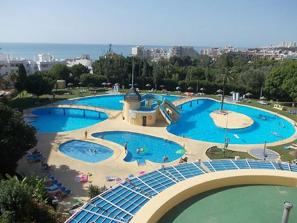 Lovely Apartment Near Airport Torremuelle