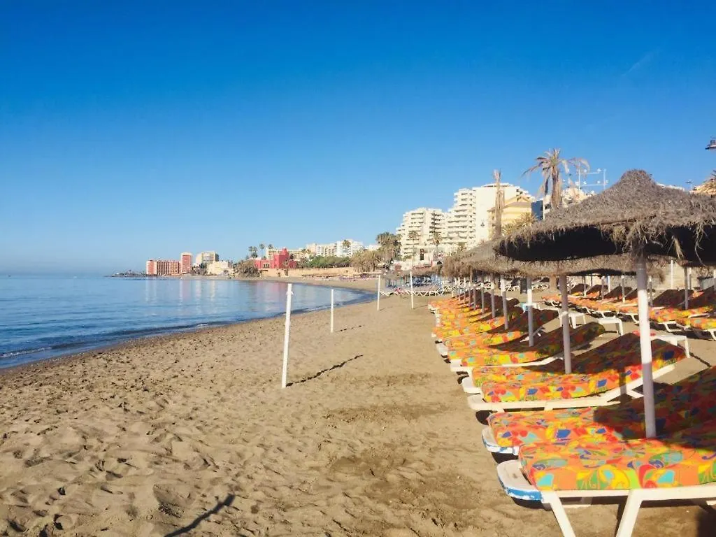 Lovely Apartment Near Airport Torremuelle